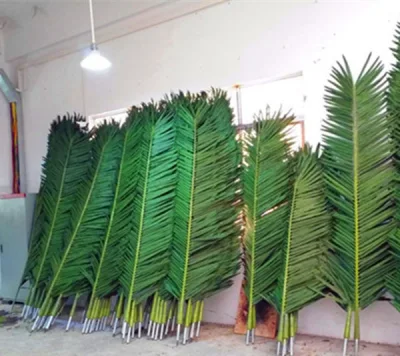 Feuille d'arbre en plastique de noix de coco artificielle pour la décoration paysagère